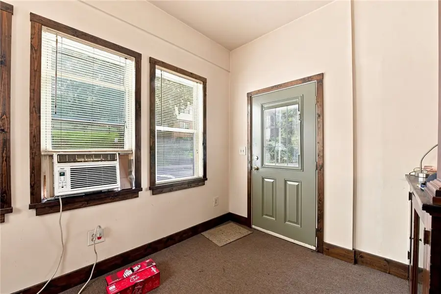 4716 Walnut St, McKeesport, PA 15132 - #3