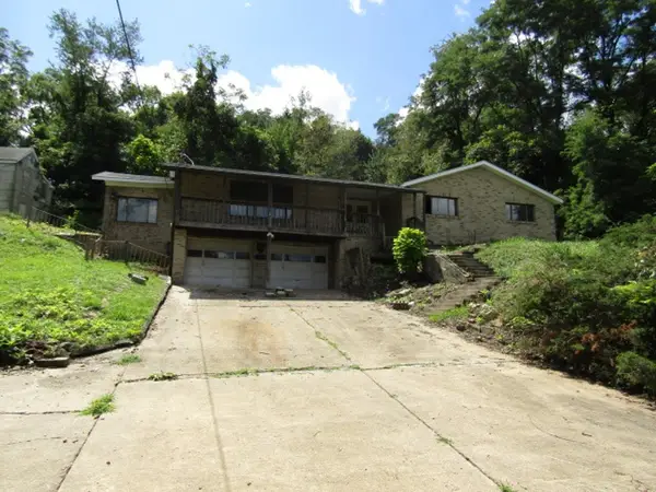59 Petunia St, Pittsburgh, PA 15210