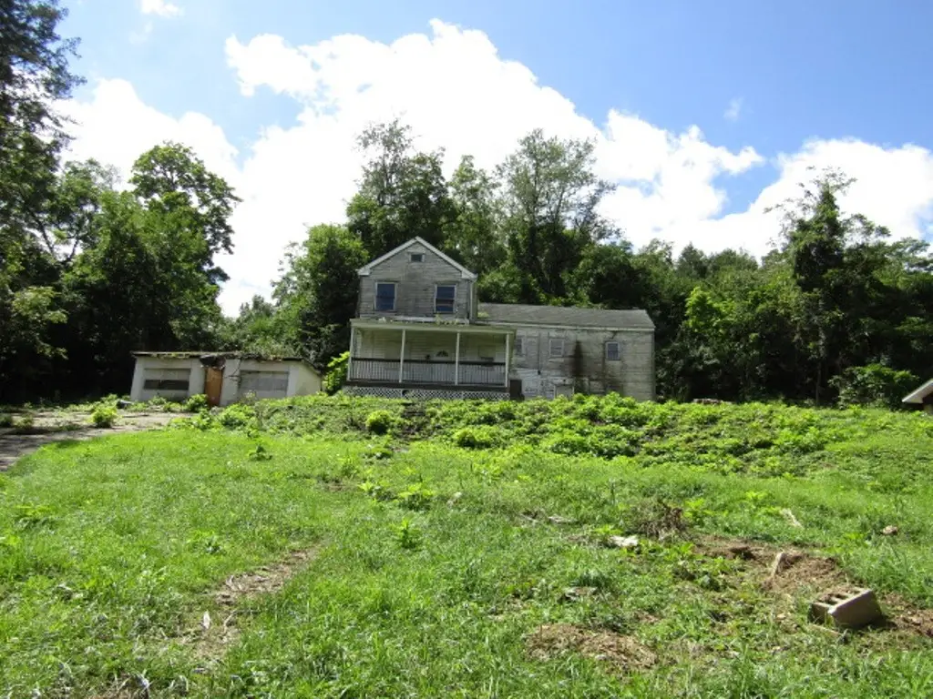 63 Petunia St, Pittsburgh, PA 15210 - #1