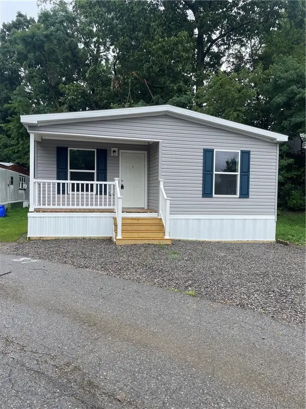 57 Overlook Drive, Oakdale, PA 15071