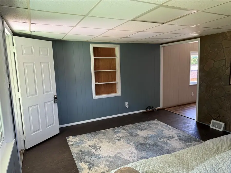17 E. Franklin Street, Bobtown, PA 15315 - #3