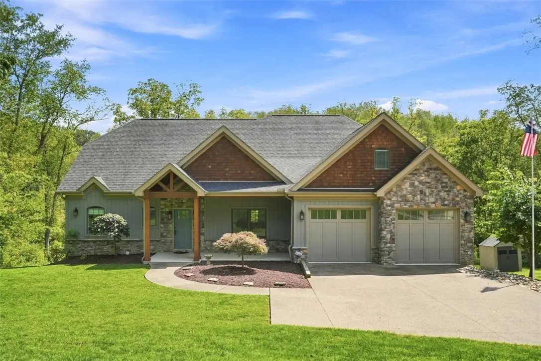 494 Ross Rd, Eighty Four, PA 15330 - #1