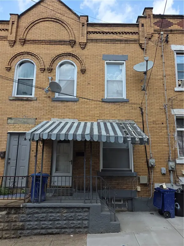 4 Edith Pl, Pittsburgh, PA 15213