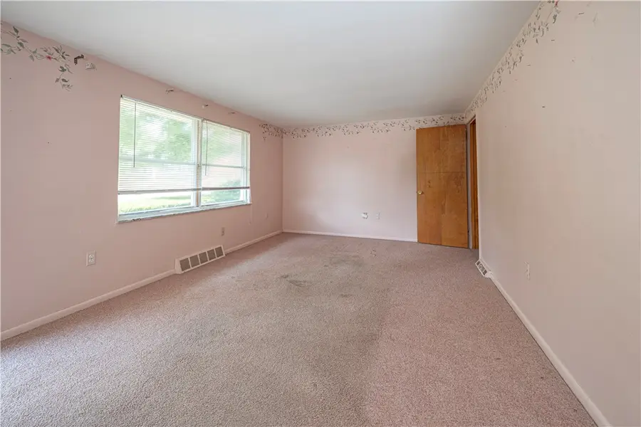 5904 Victor Circle, Aliquippa, PA 15001 - #2