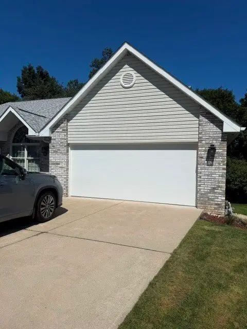 404 Country View Dr, Lower Burrell, PA 15068 - #2