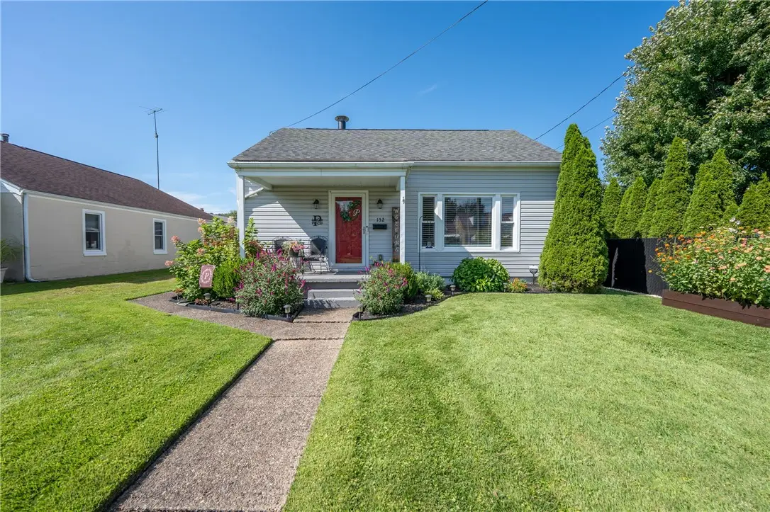 132 E 2nd Ave, Latrobe, PA 15650 - #1