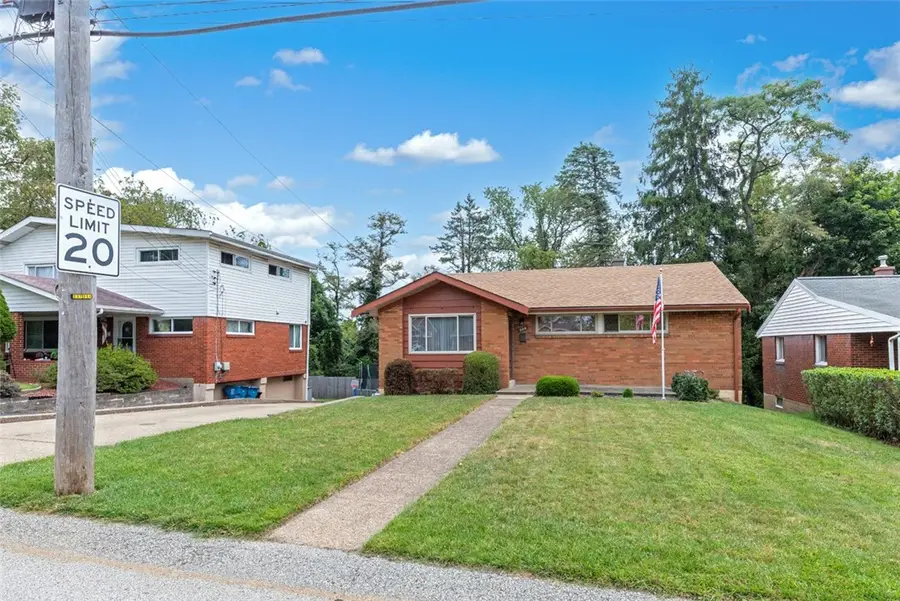 224 Kingston Dr, Pittsburgh, PA 15235 - #3