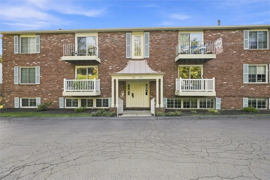 342 New World Dr, Clairton, PA 15025 - #1