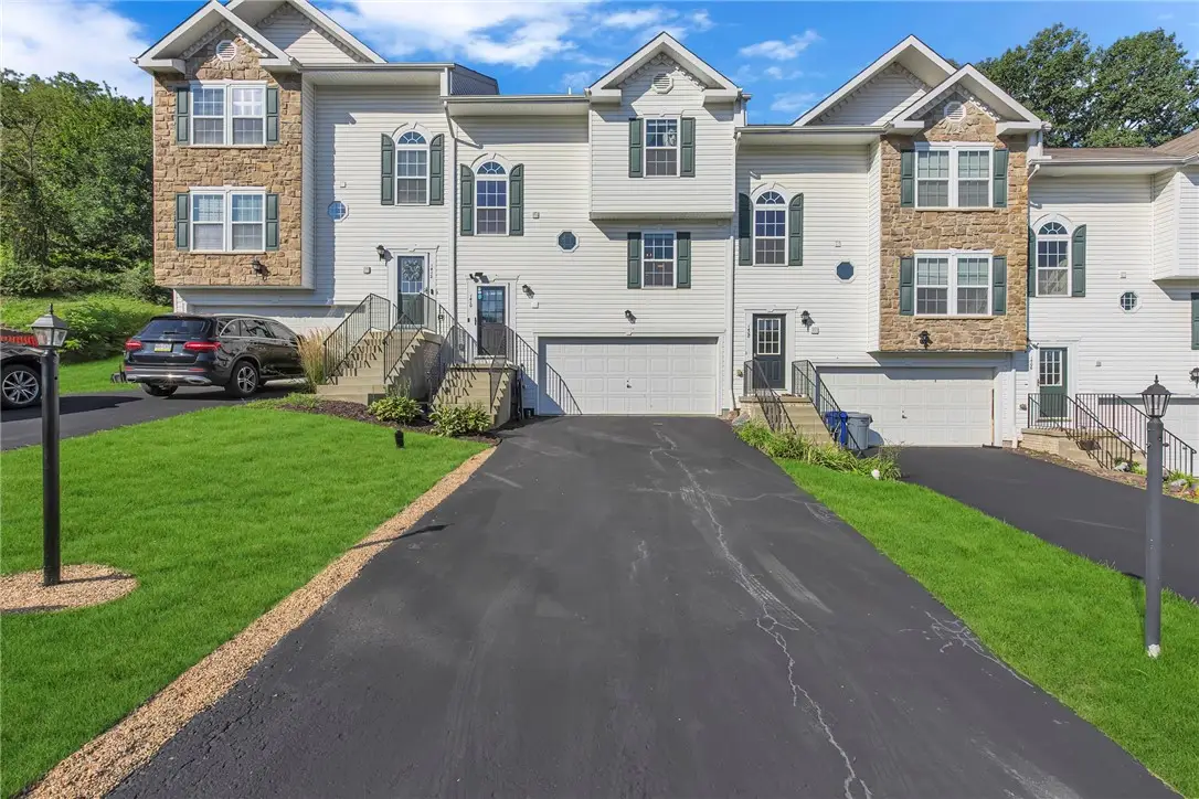 1410 Canterbury Drive, Imperial, PA 15126 - #1