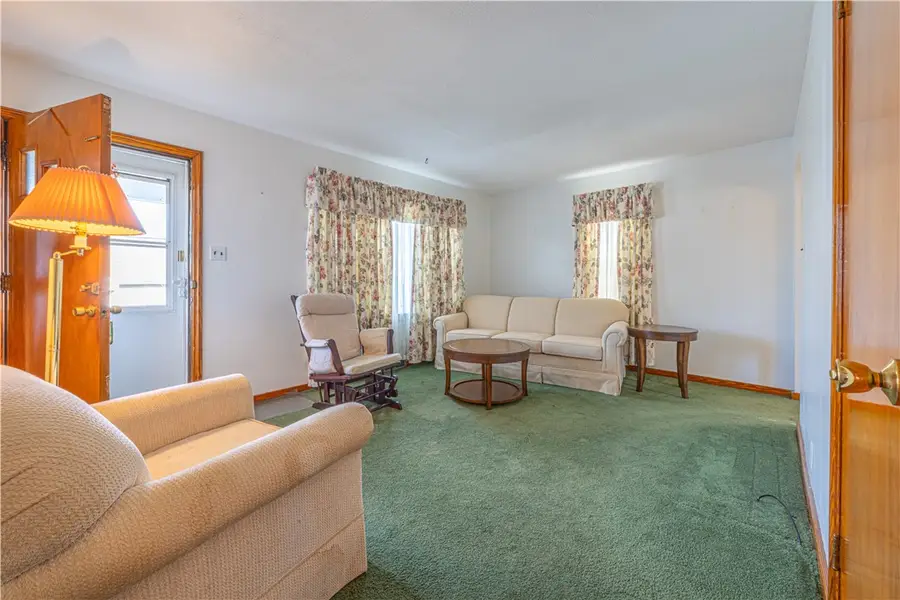 18 Connor St, Uniontown, PA 15401 - #2