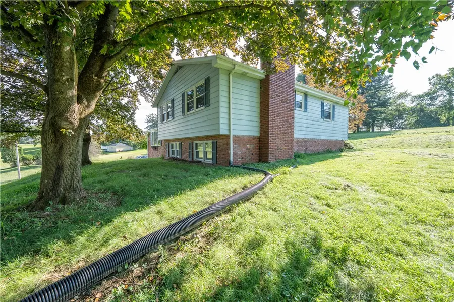 113 Sterling Run Rd, Greensburg, PA 15601 - #3