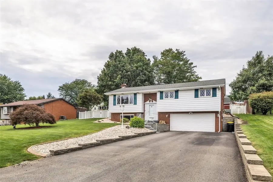 1259 W Fir Dr, Latrobe, PA 15650 - #2