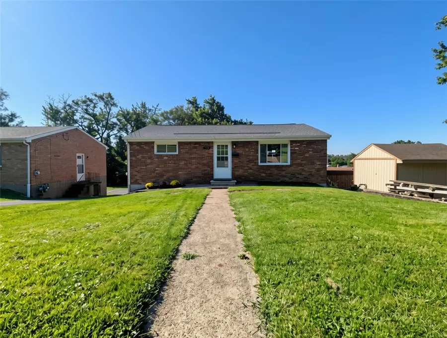 739 Darlington St, Carnegie, PA 15106 - #2