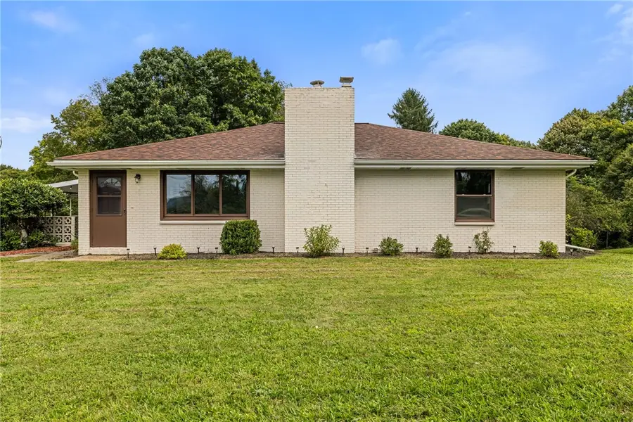1207 State Route 18, Aliquippa, PA 15001 - #3