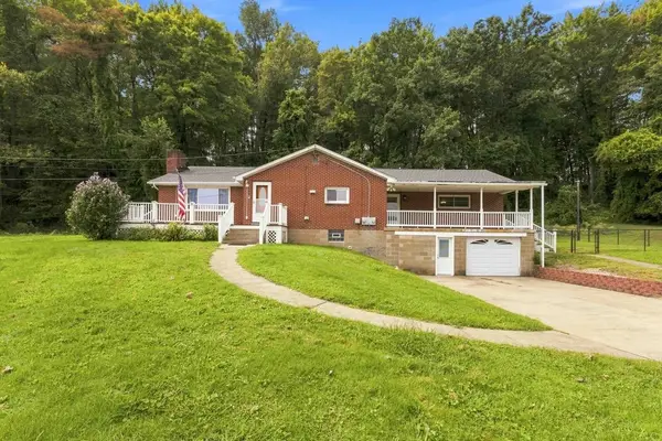 425 Spring Rd, Brownsville, PA 15417