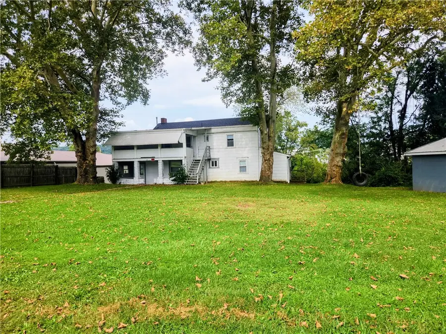 419 Don Street, Belle Vernon, PA 15012 - #2