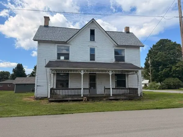 808 Plumb St., Darlington, PA 16115