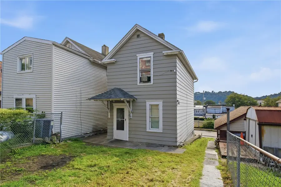 434 Melrose Ave, Ambridge, PA 15003 - #2