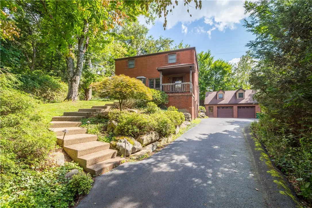 628 Orchard Hill Dr, Pittsburgh, PA 15238 - #1