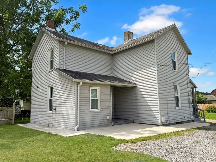 11 W Rear Terrace Ave, New Castle, PA 16102 - #2