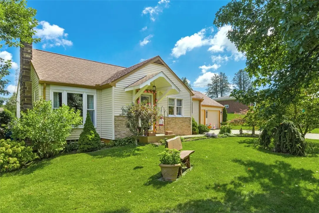 167 Oglevee Ln, Connellsville, PA 15425 - #1