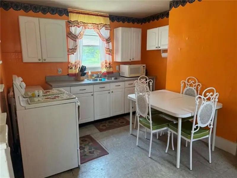 14 E Church Street, Masontown, PA 15461 - #2