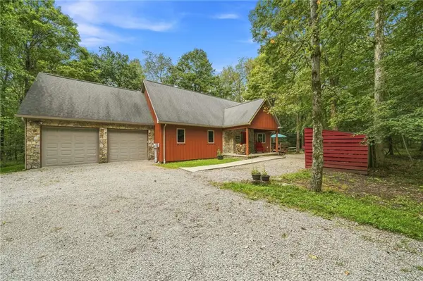 818 Camp Run Road, Jones Mills, PA 15646