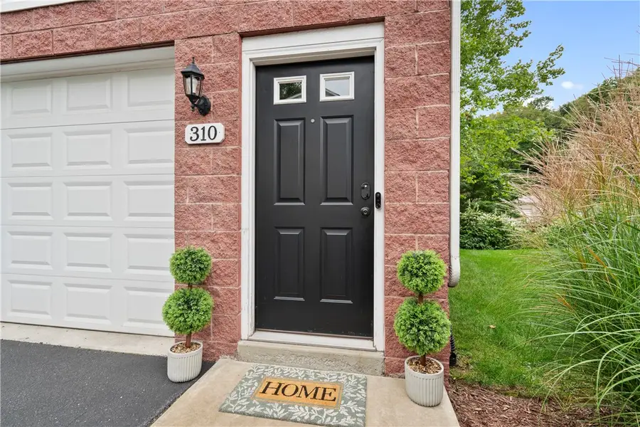 310 Creekview Ln, Oakdale, PA 15071 - #2