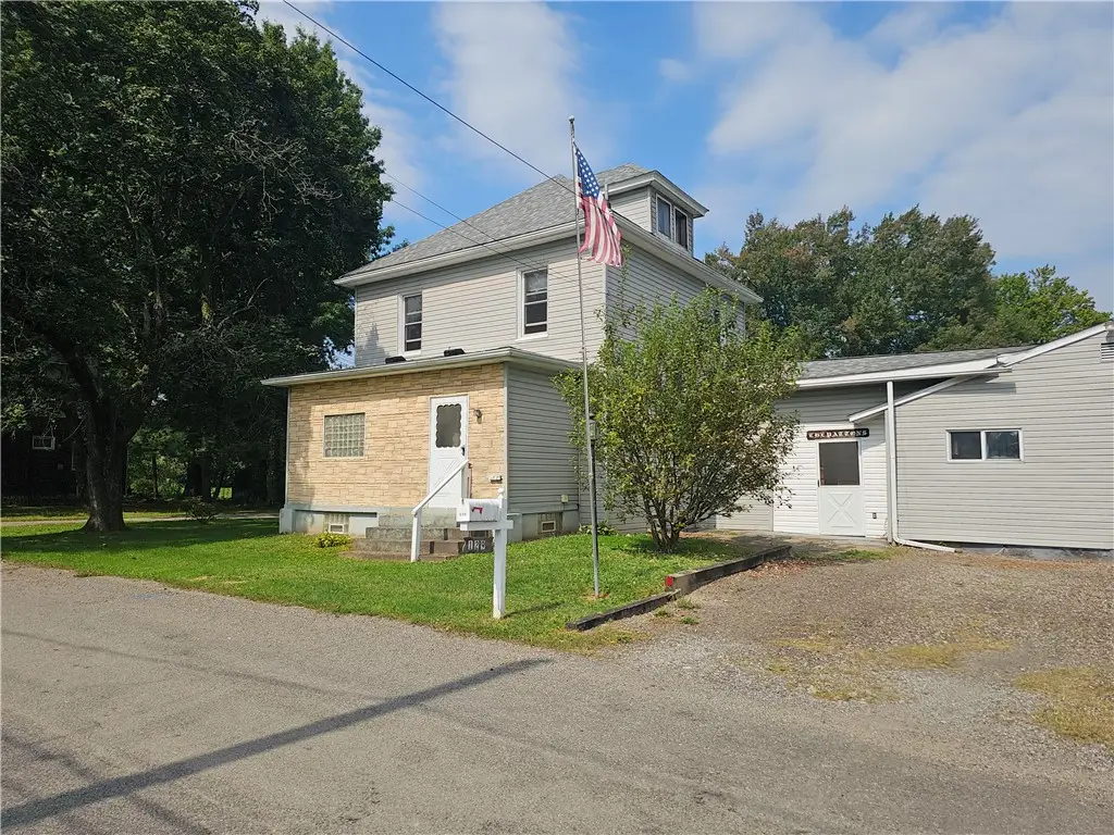 129 Riverview Street, Ellwood City, PA 16117 - #1