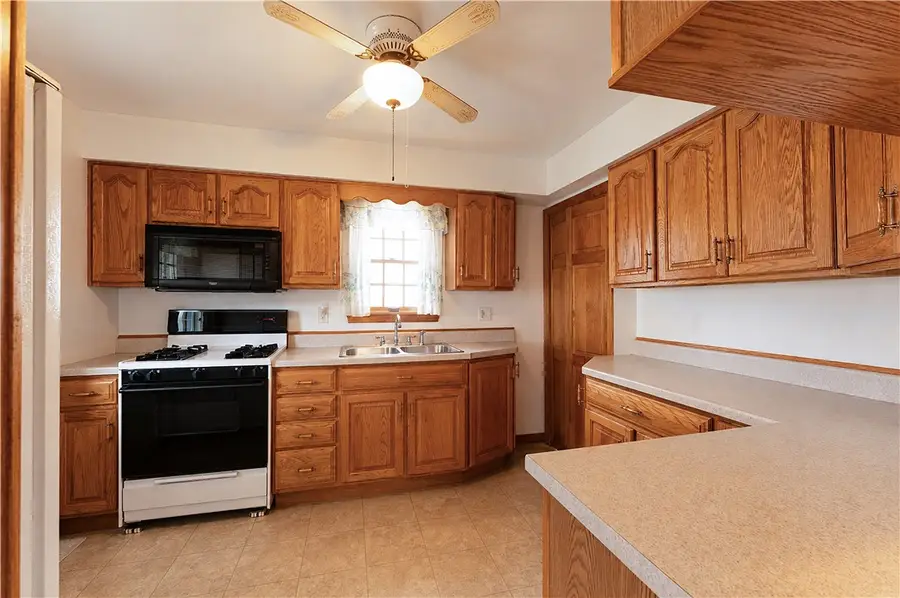 2505 12th Avenue, Beaver Falls, PA 15010 - #3