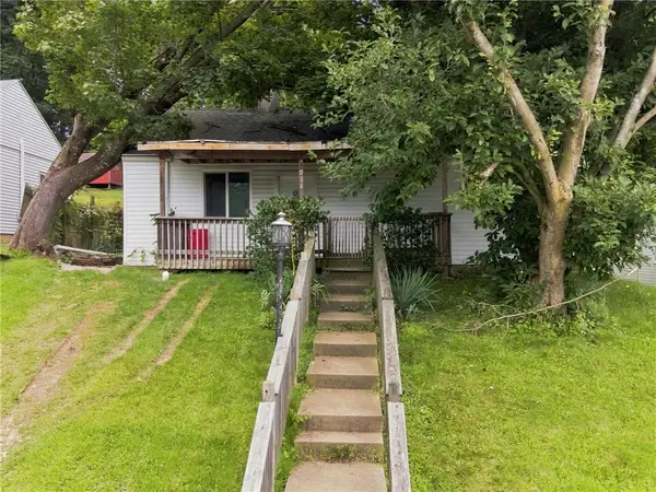 221 Caruso Drive, Monroeville, PA 15146
