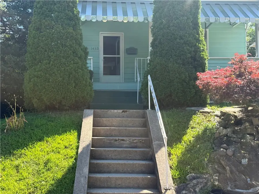 1422 Orchard Ave, Arnold, PA 15068 - #3