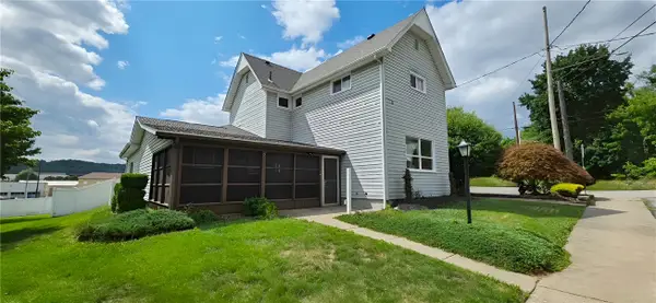 702 Neal St, New Castle, PA 16101