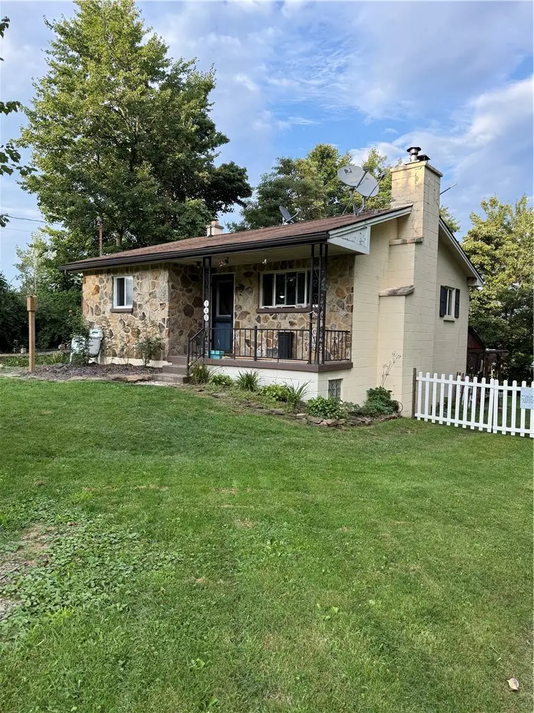 148 Guy Dr, Clarksburg, PA 15725 - #3