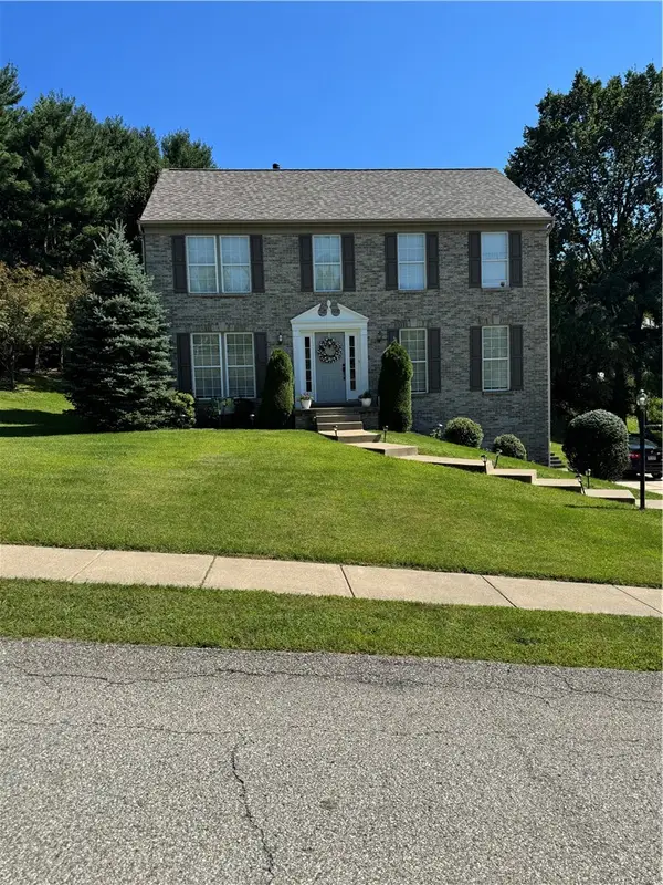 8315 Reagan Dr, Pittsburgh, PA 15237