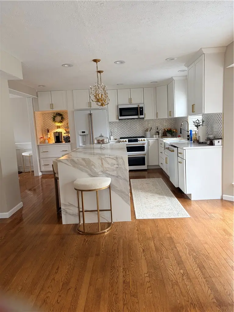 8315 Reagan Dr, Pittsburgh, PA 15237 - #3