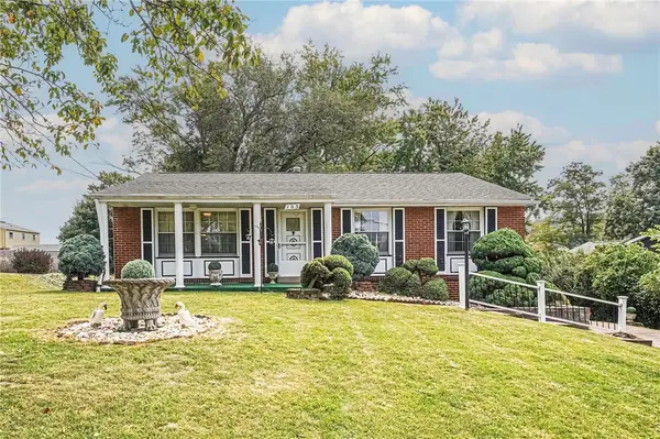 103 Lee Ridge Dr, Coraopolis, PA 15108