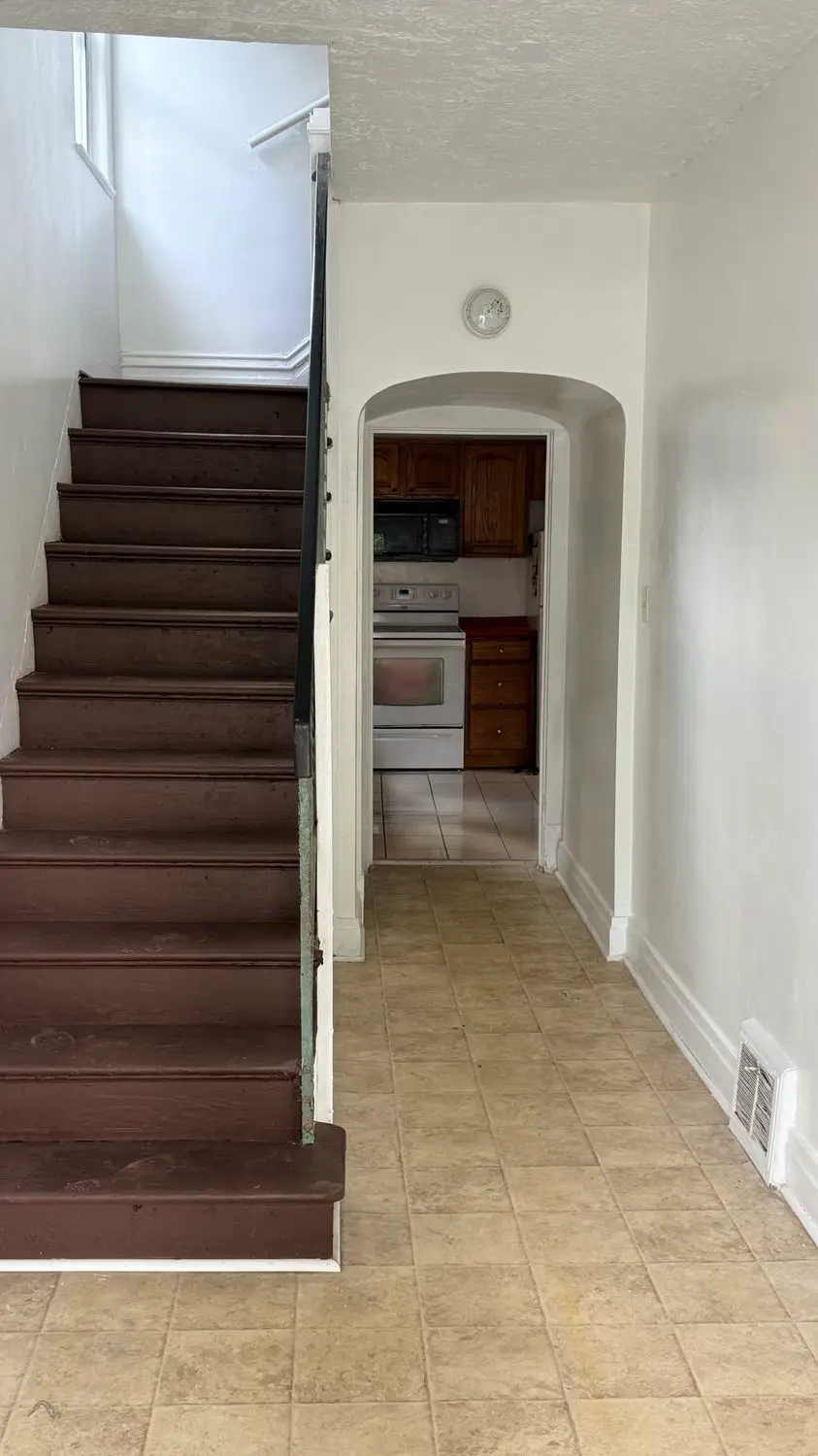1633 Leishman Avenue, New Kensington, PA 15068 - #2
