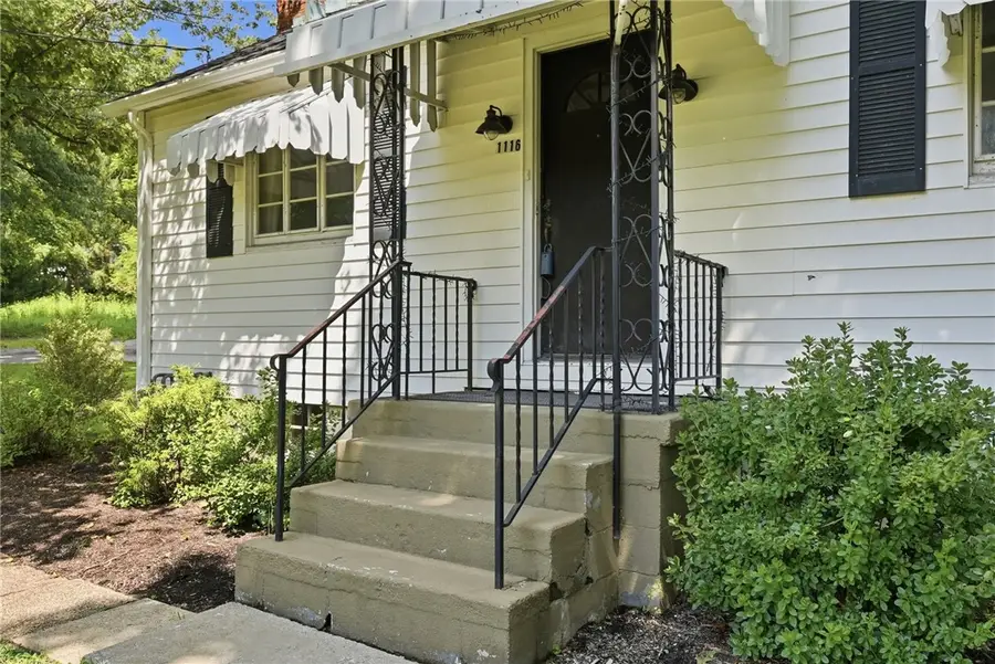1116 Hoffman Dr, Oakdale, PA 15071 - #3