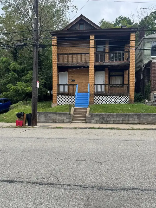1735 Laketon Rd, Pittsburgh, PA 15221
