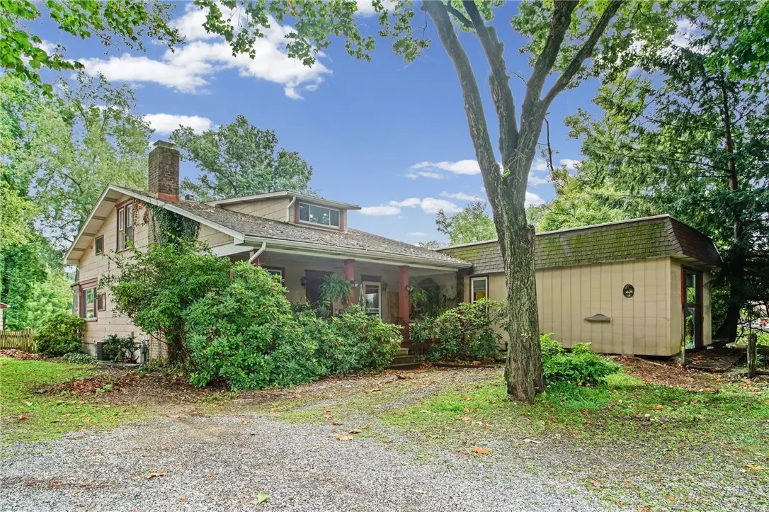 235 Country Club Dr, Ellwood City, PA 16117 - #1