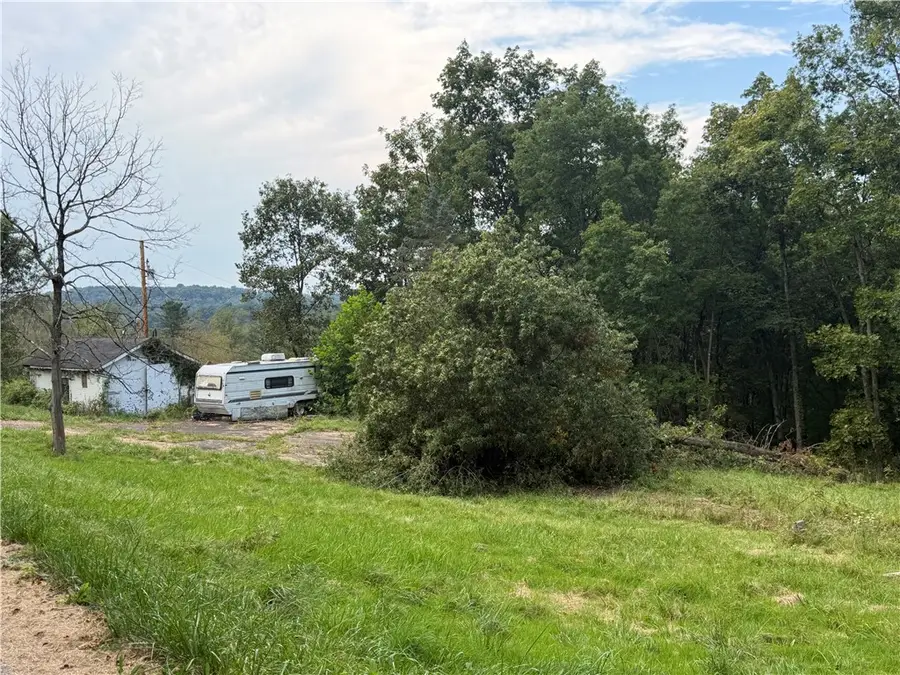 219 Dobbie Ln, Marianna, PA 15345 - #3