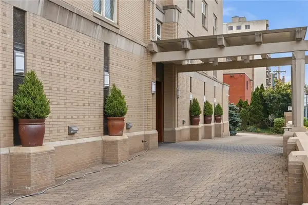 220 N Bellefield Avenue #1002, Pittsburgh, PA 15213