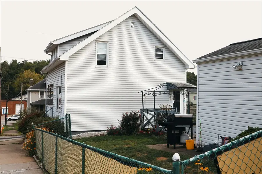 55 Canton Ave, Washington, PA 15301 - #3