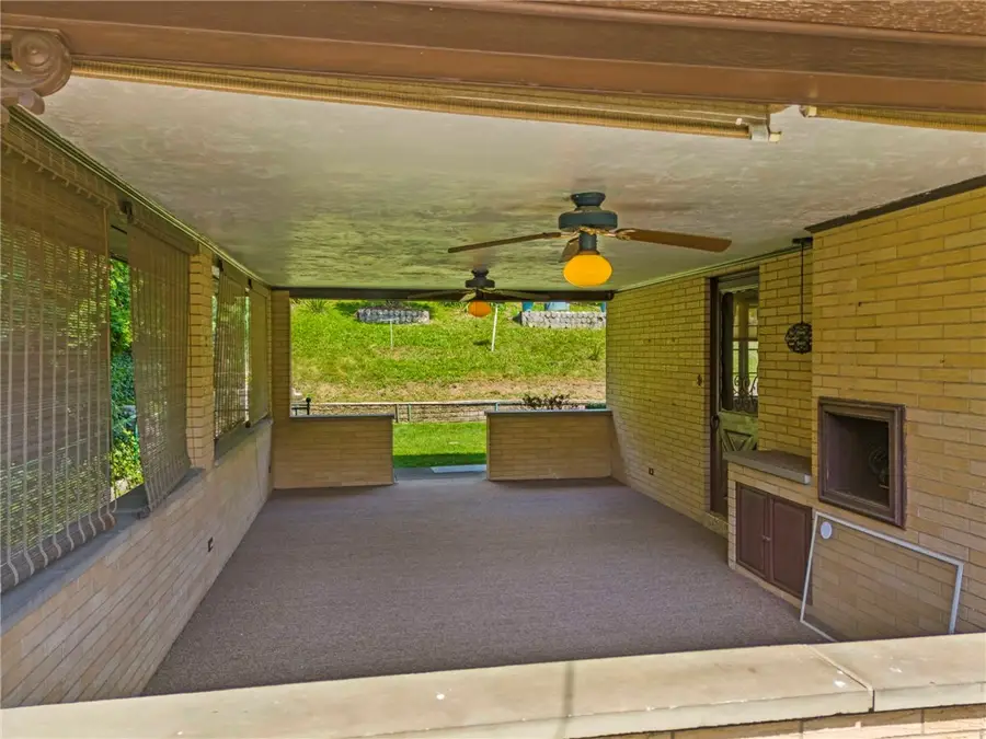 1210 1st St, Canonsburg, PA 15317 - #2