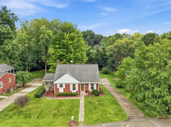 327 Mcintosh Dr, Coraopolis, PA 15108