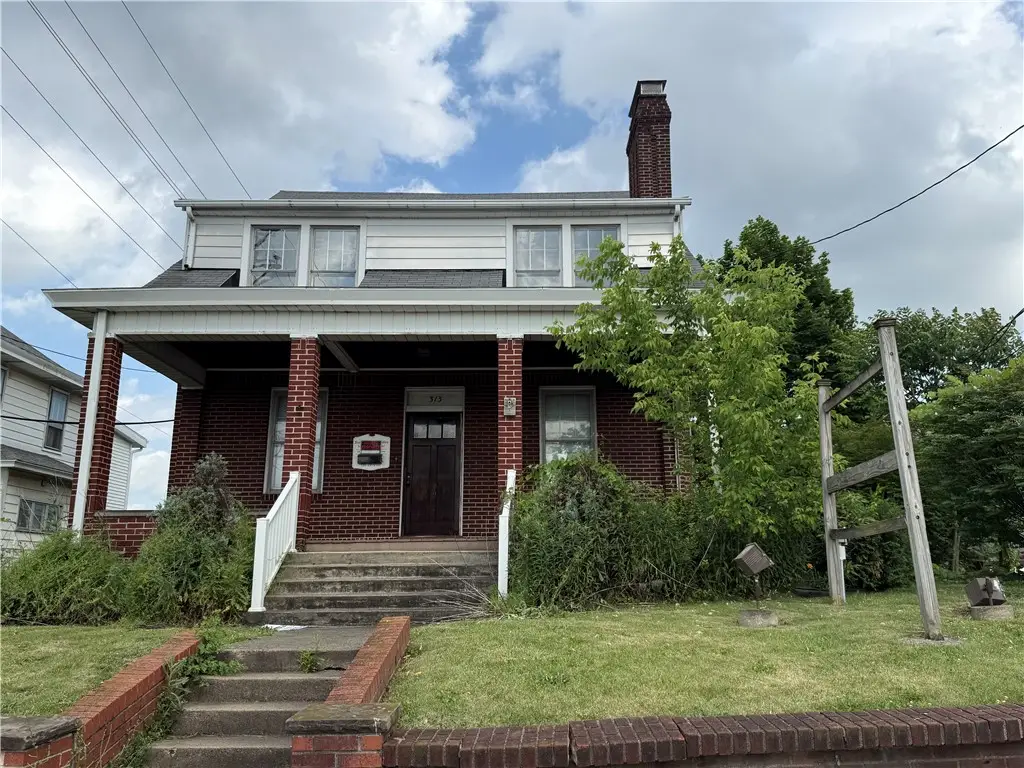313 Morgantown St, Uniontown, PA 15401 - #1