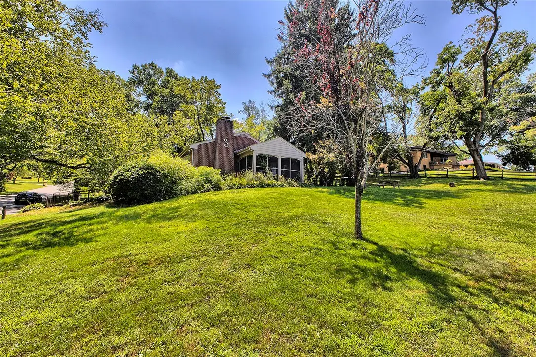 106 Virginia St, Latrobe, PA 15650 - #1