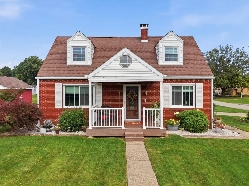132 Allison Ave, Houston, PA 15342 - #1