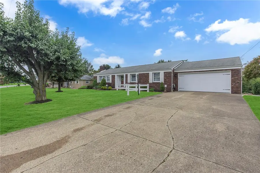 115 Fairfield Dr., New Brighton, PA 15066 - #2